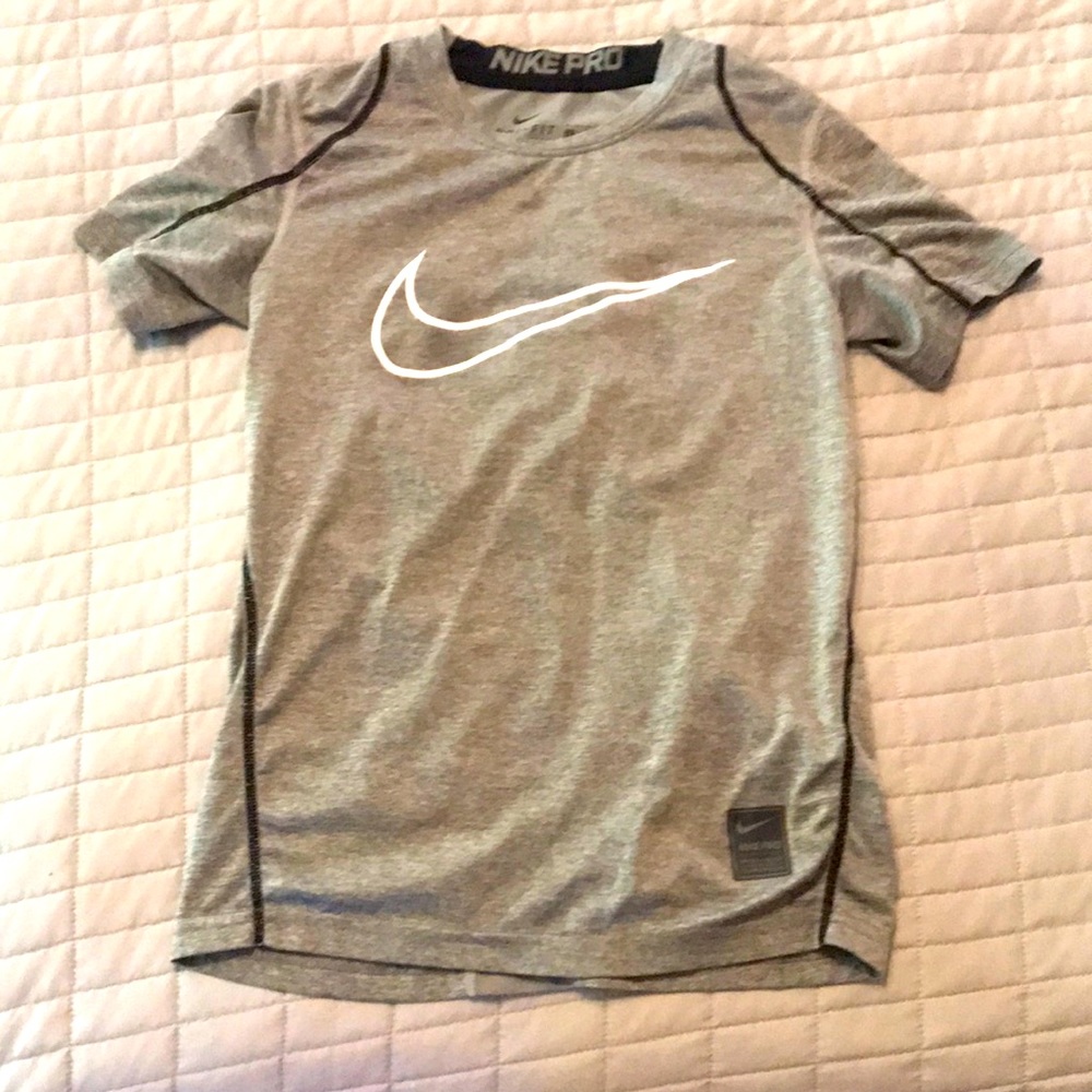 Boys XS Nike Shirt